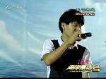 男选手酷似阿信，唱歌引发尖叫