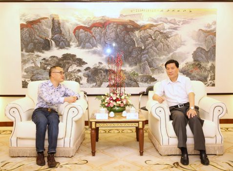 夏耕会见总部基地（中国）控股集团董事局主席许为平一行