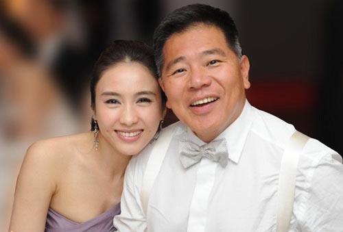 黎姿香港私立医院生女花销大