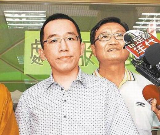 扁家瑞士账户汇回台湾100万美元