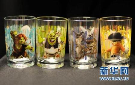 麦当劳召回1200万“史莱克”杯