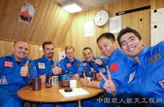 火星－500志愿者DV揭秘舱内生活