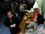 日本地震和海啸已确认6548人死亡10354人失踪