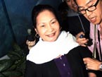 大S亲友团返台徐妈委屈落泪