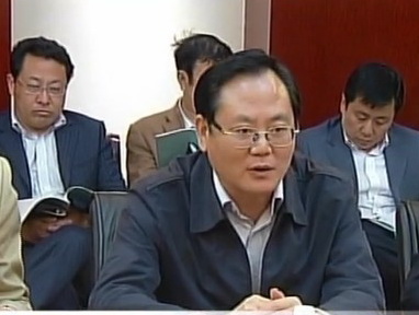 我市大力实施“人才强市”战略 推进经济社会又好又快发展