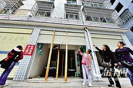 青海最大拆迁安置工程现21栋“楼脆脆”