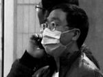 官员就违规征地受访戴口罩 称“有权不上镜”