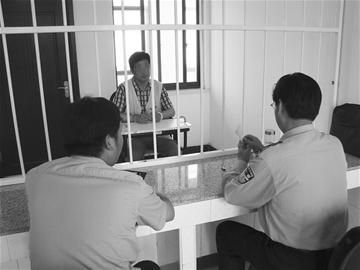 鄂州人大代表醉驾肇事被刑拘 全国首例
