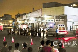 广州警方：增城部分民众昨夜继续聚众滋事 损毁多车
