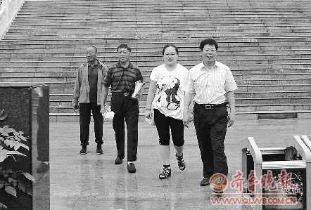 女大学生被冒名毕业受阻 获赔六万元创纪录