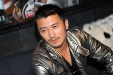 谢霆锋含泪承认婚姻走到尽头：相爱但无法继续