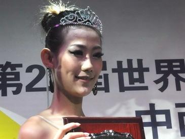 世界超模环球大赛赛区决赛 青岛女孩夺冠