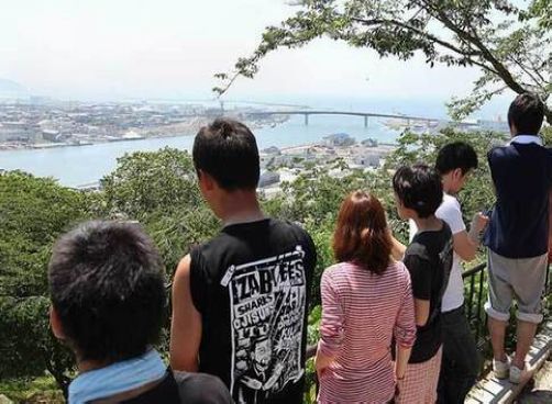 日本将地震修正为7.3级 解除海啸预警