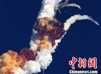印度新型通信卫星发射两分钟后爆炸  星箭俱毁
